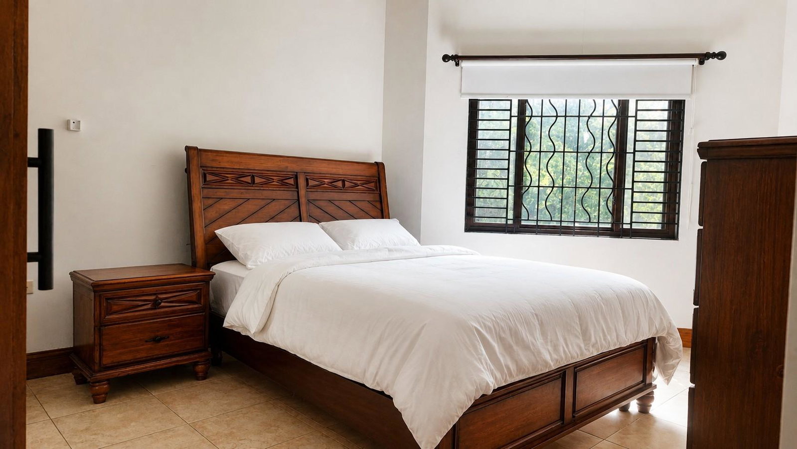 Seventeenth image of 8 Plymouth Close, Kingston in Kingston 6, St. Andrew, Jamaica - property is For Rent