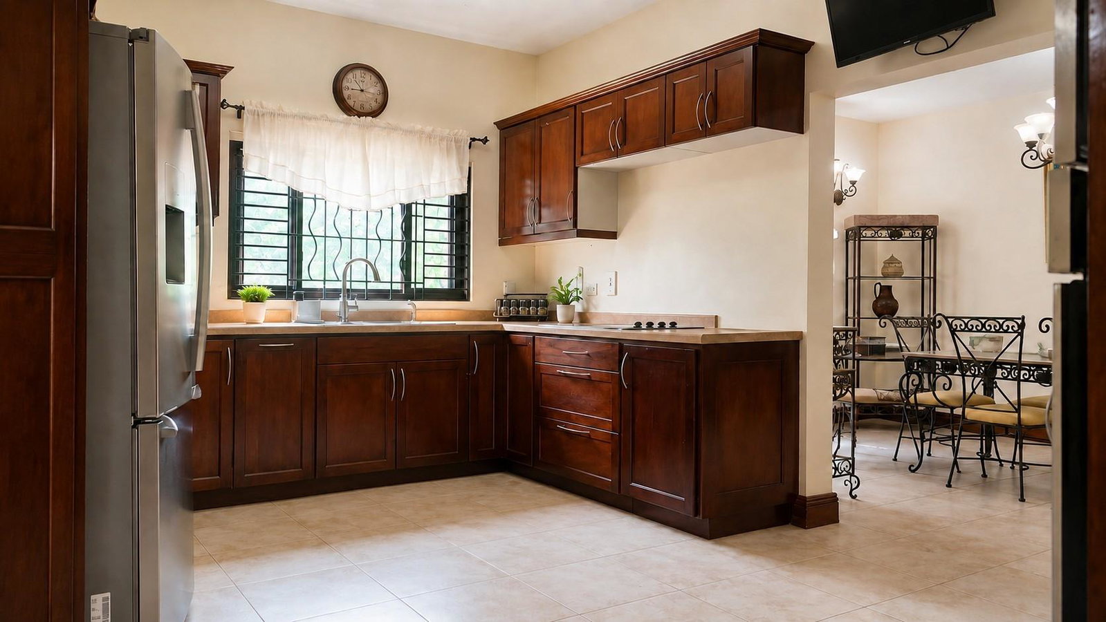 Ninth image of 8 Plymouth Close, Kingston in Kingston 6, St. Andrew, Jamaica - property is For Rent