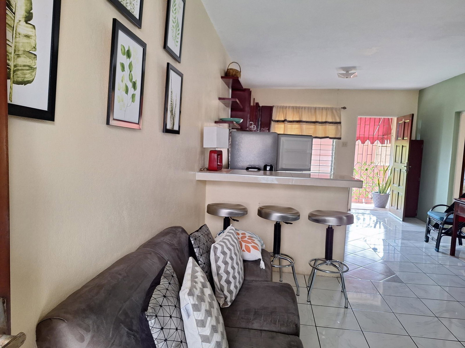 Fourth image of 6-10 Chelsea Avenue in Kingston 5, St. Andrew, Jamaica - property is For Rent