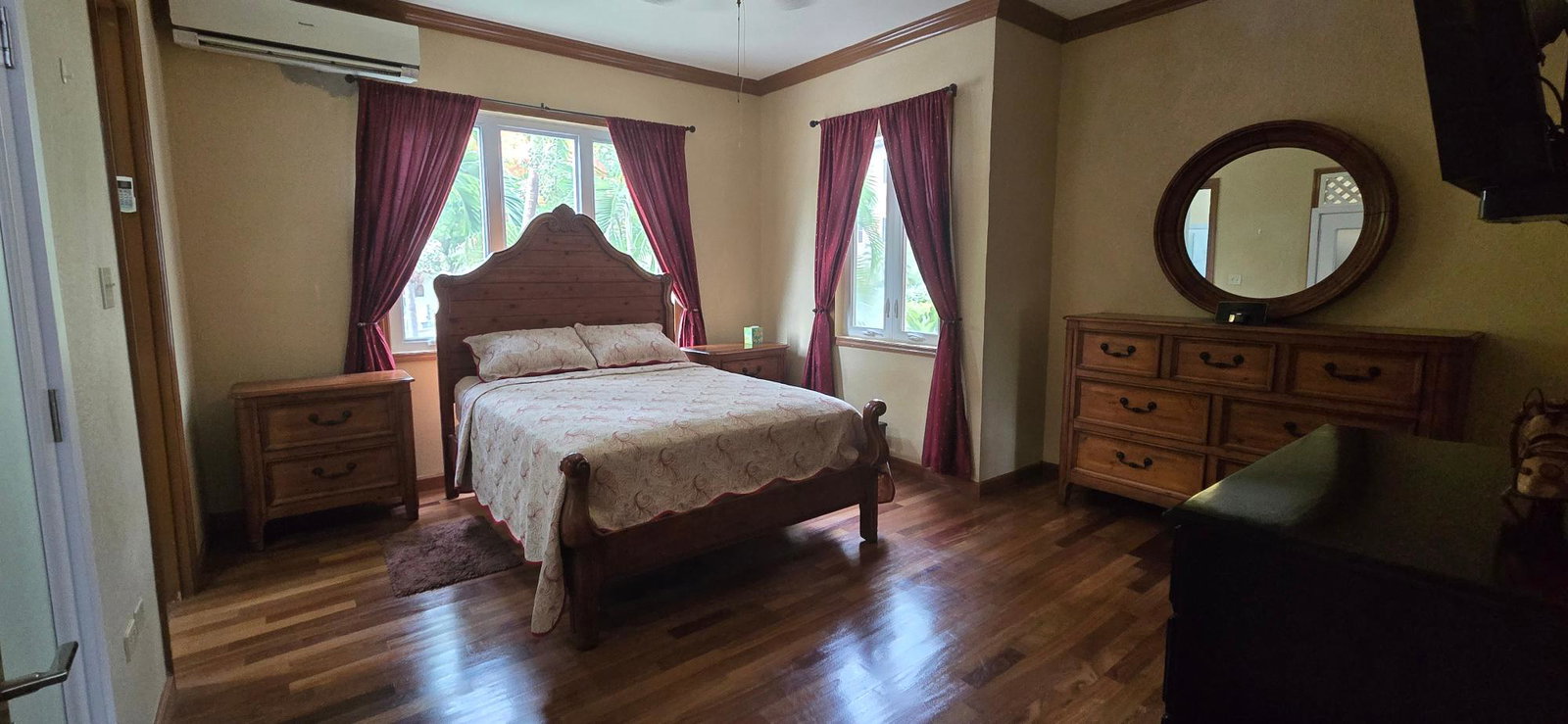 Sixth image of 25 Liguanea Avenue in Kingston 6, St. Andrew, Jamaica - property is For Sale