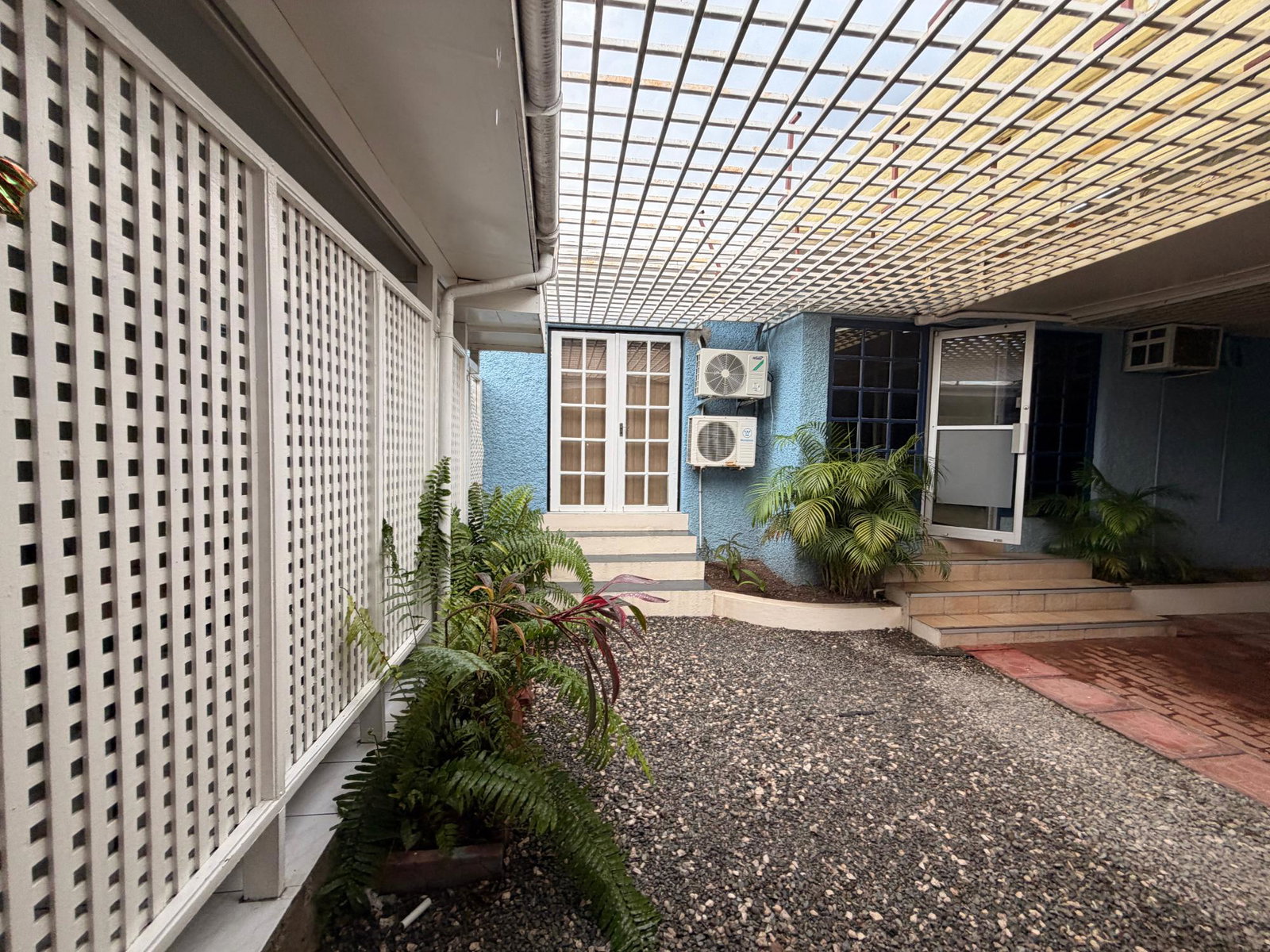 Eighth image of 17 Ruthven Road, Block 2-unit c in Kingston 10, St. Andrew, Jamaica - property is For Rent