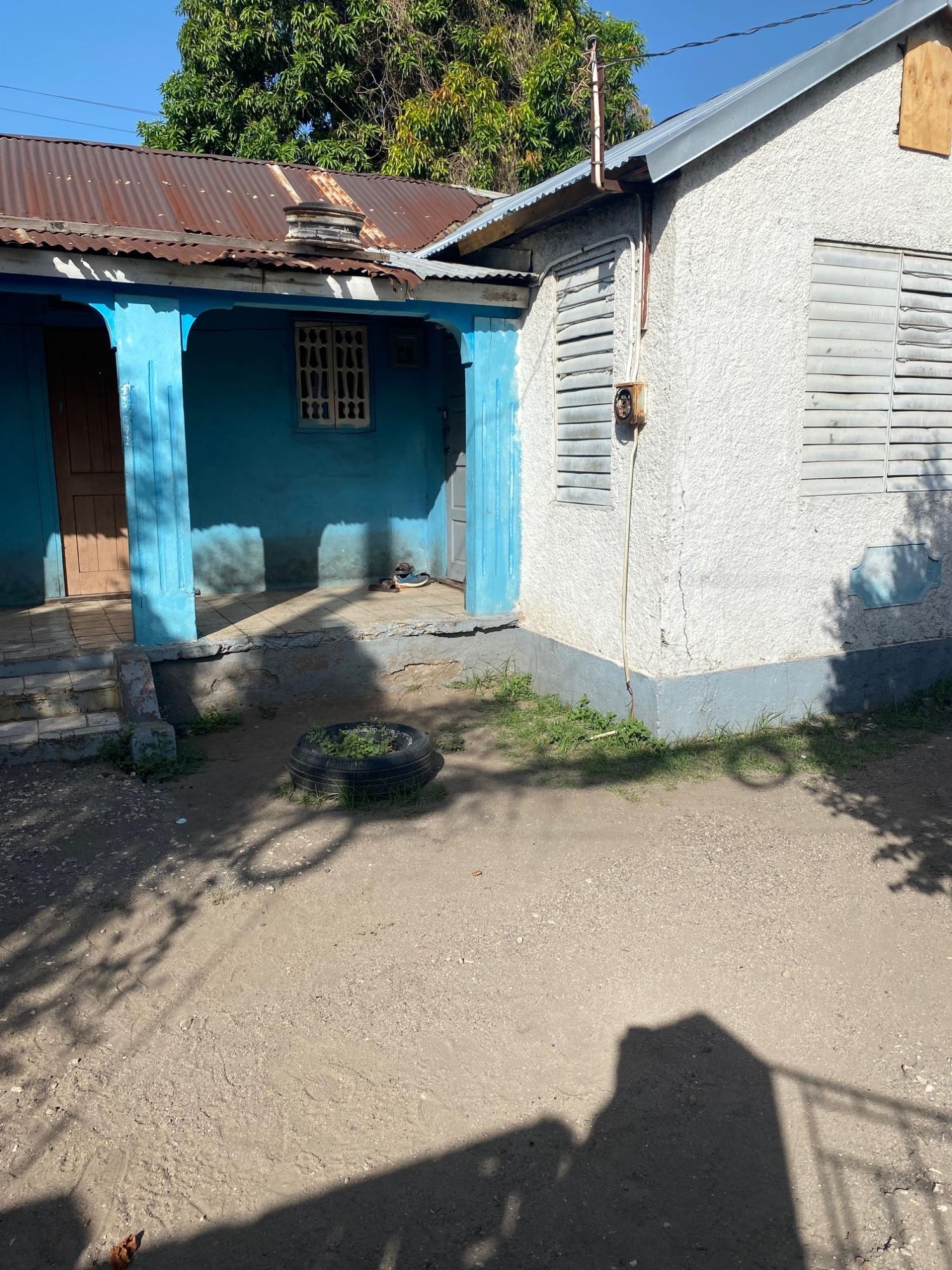 Third image of 17c Third Street, 5 Greenwich in KINGSTON, Kingston, Jamaica - property is For Sale