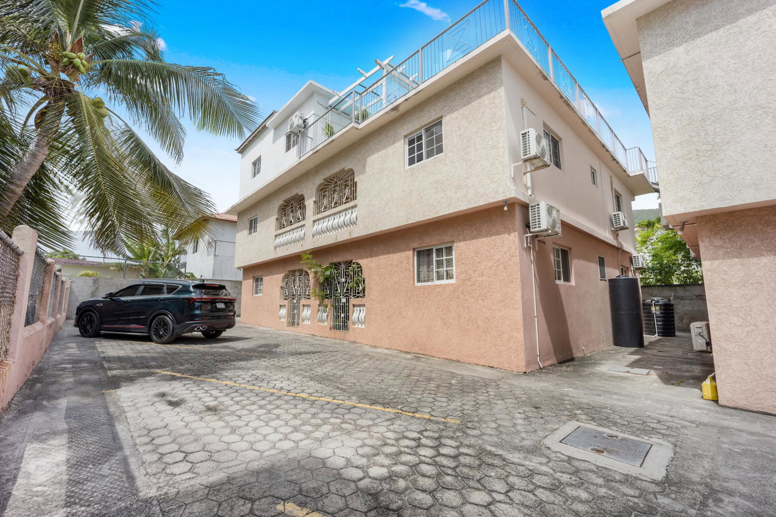 Seventeenth image of 38 Deanery Ave Kingston 3 in Kingston 3, St. Andrew, Jamaica - property is For Rent