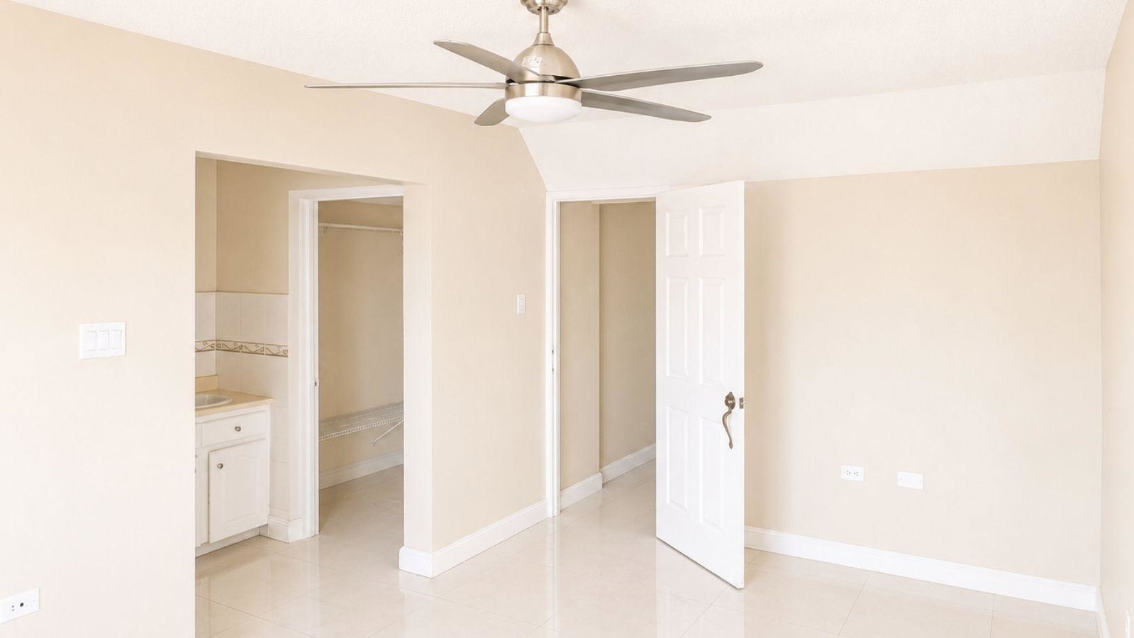 Eighteenth image of 9-mimosa Place, Long Mountain in Kingston 6, St. Andrew, Jamaica - property is For Rent