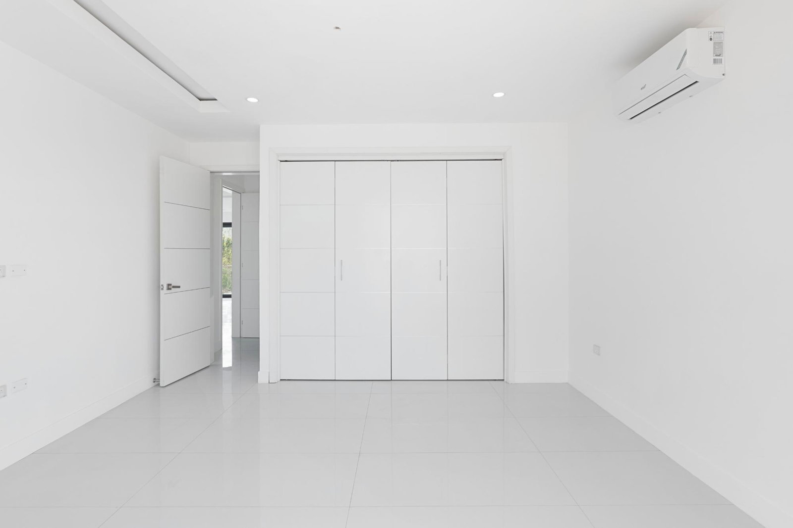 Seventh image of Penthse 4- Queen's Crescent dr in Discovery Bay, St. Ann, Jamaica - property is For Sale