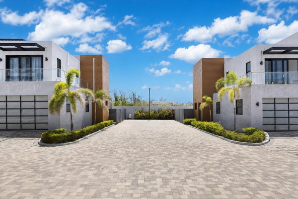 Second image of Duplex 5- Queen's Crescent Drive in Discovery Bay, St. Ann, Jamaica - property is For Sale