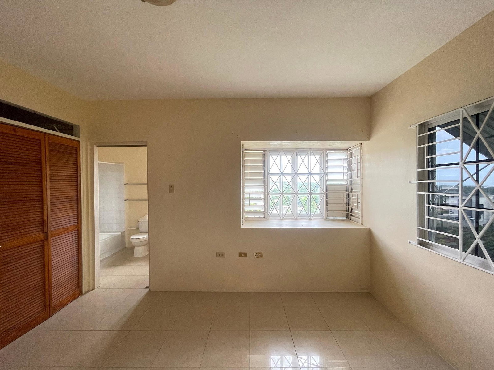 Fifteenth image of 16a North Michigan Avenue in Kingston 19, St. Andrew, Jamaica - property is For Rent