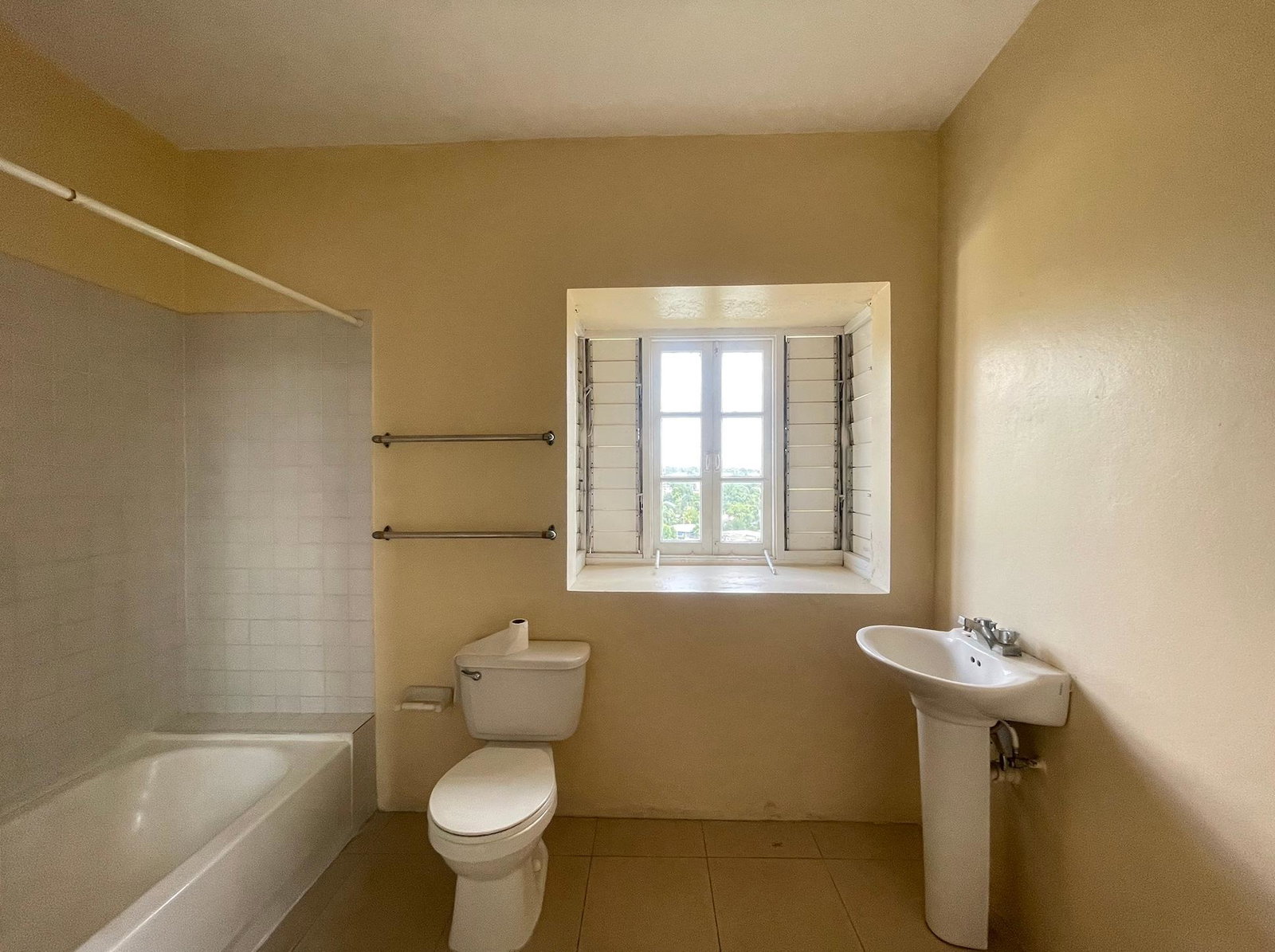 Sixteenth image of 16a North Michigan Avenue in Kingston 19, St. Andrew, Jamaica - property is For Rent
