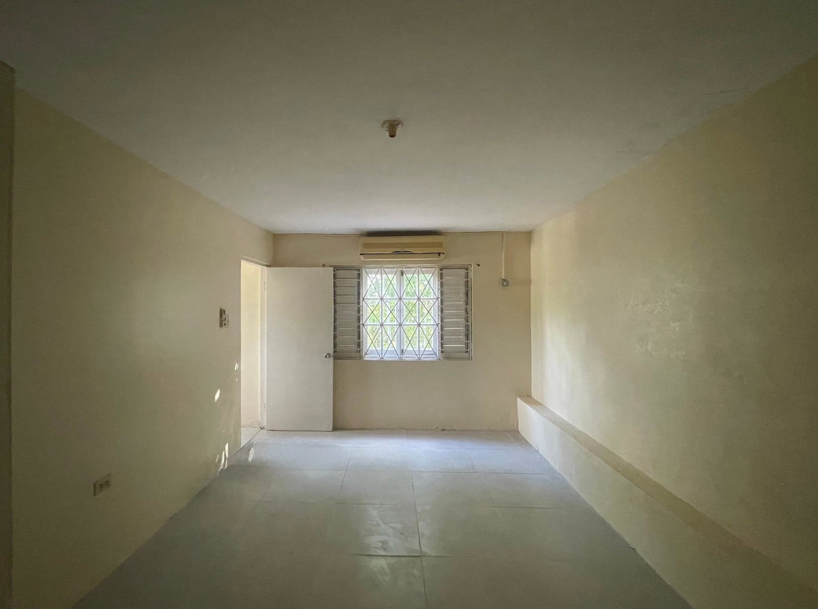 Twenty-Fifth image of 16a North Michigan Avenue in Kingston 19, St. Andrew, Jamaica - property is For Rent