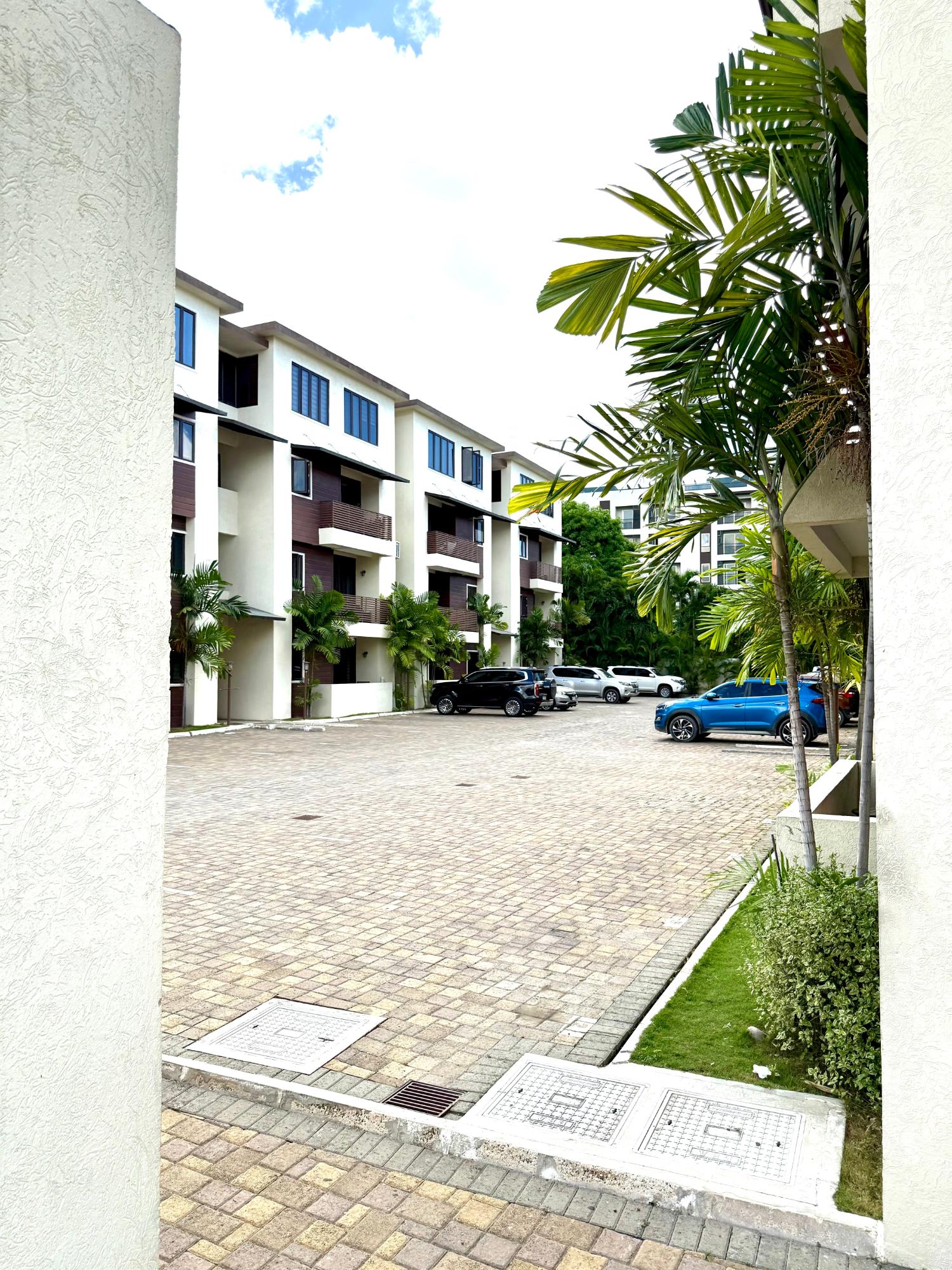 Seventh image of 13-6 Ottawa Avenue in Kingston 6, St. Andrew, Jamaica - property is For Rent