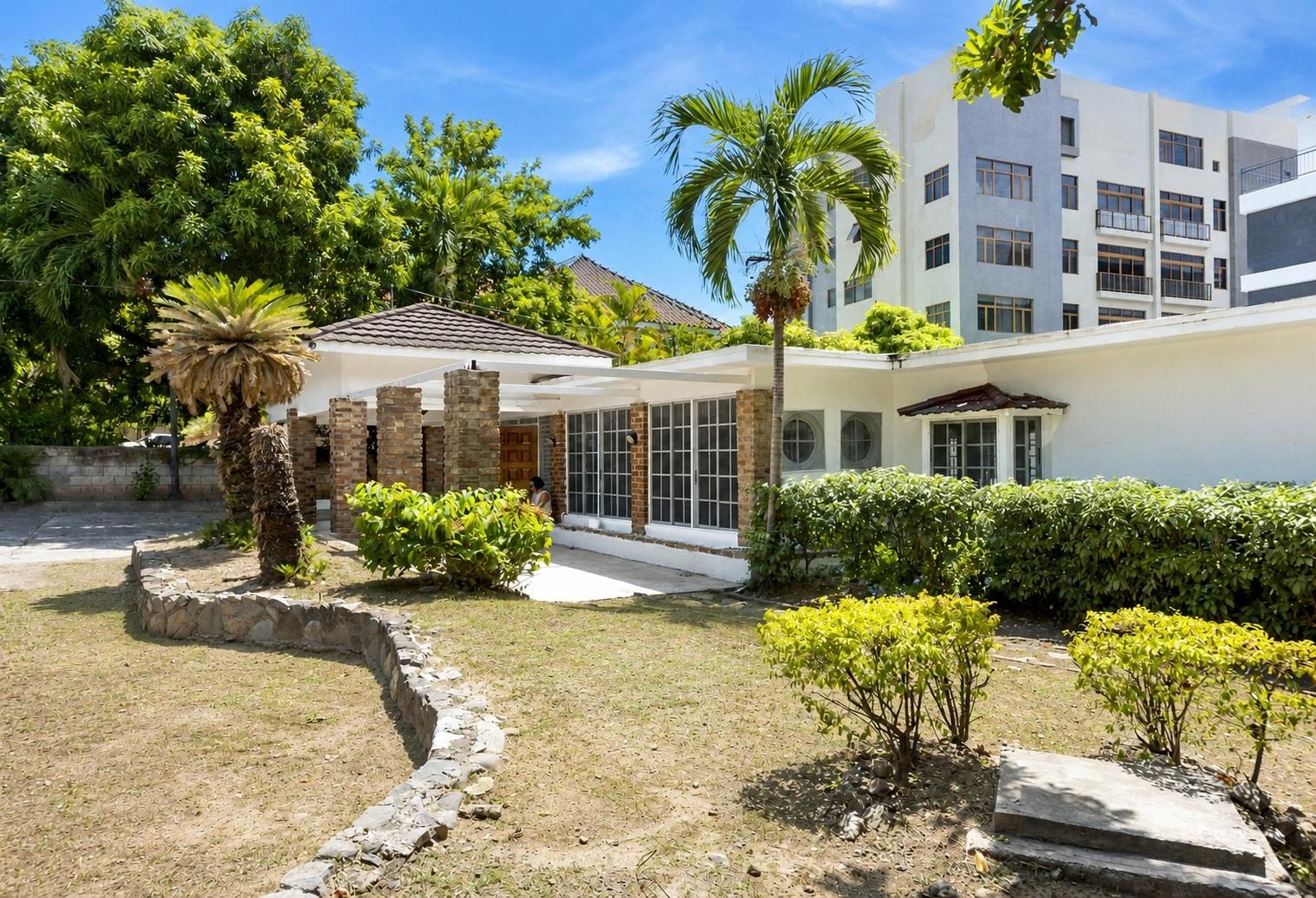 Third image of 3a Canberra Crescent in Kingston 6, St. Andrew, Jamaica - property is For Sale