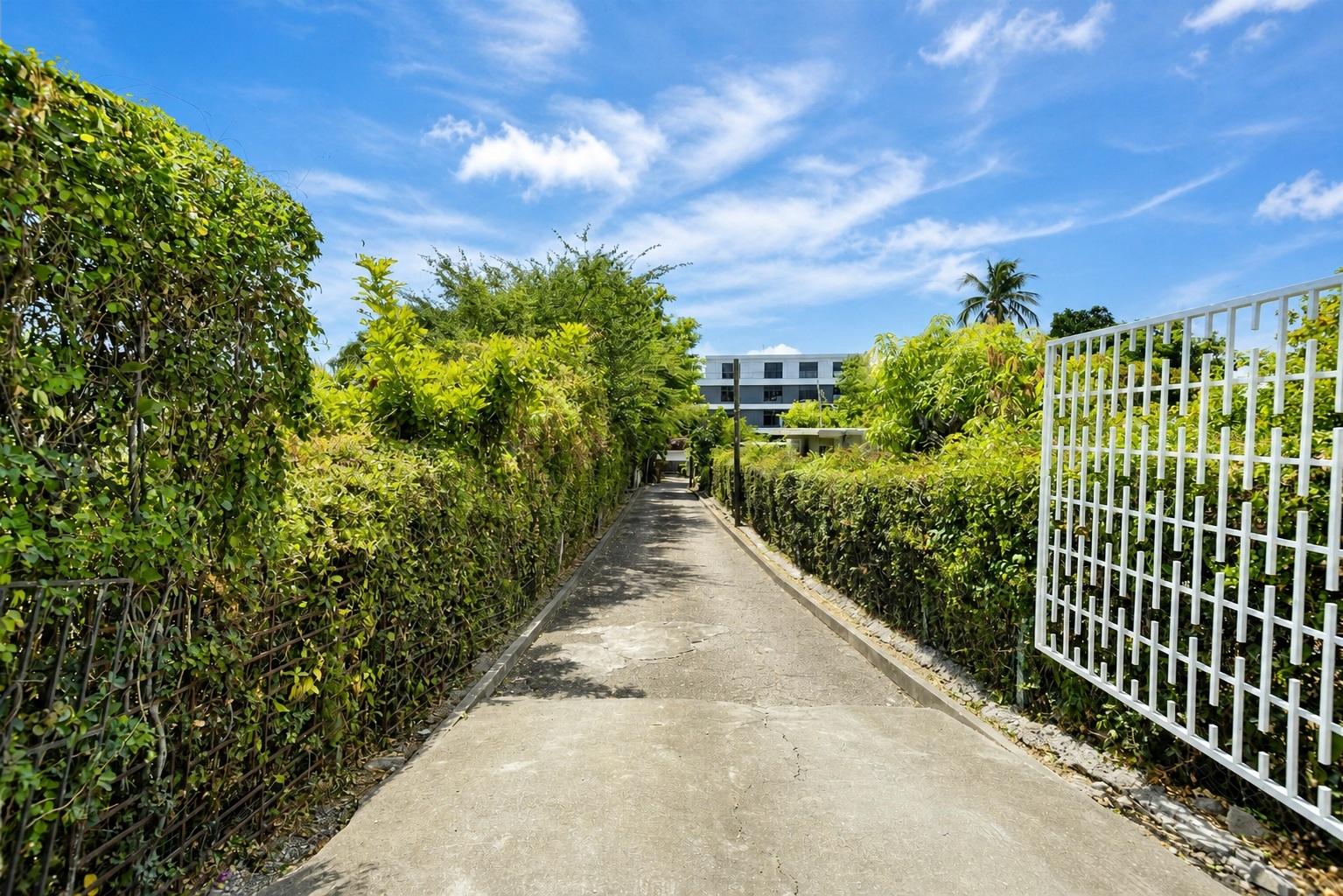 First image of 3a Canberra Crescent in Kingston 6, St. Andrew, Jamaica - property is For Rent