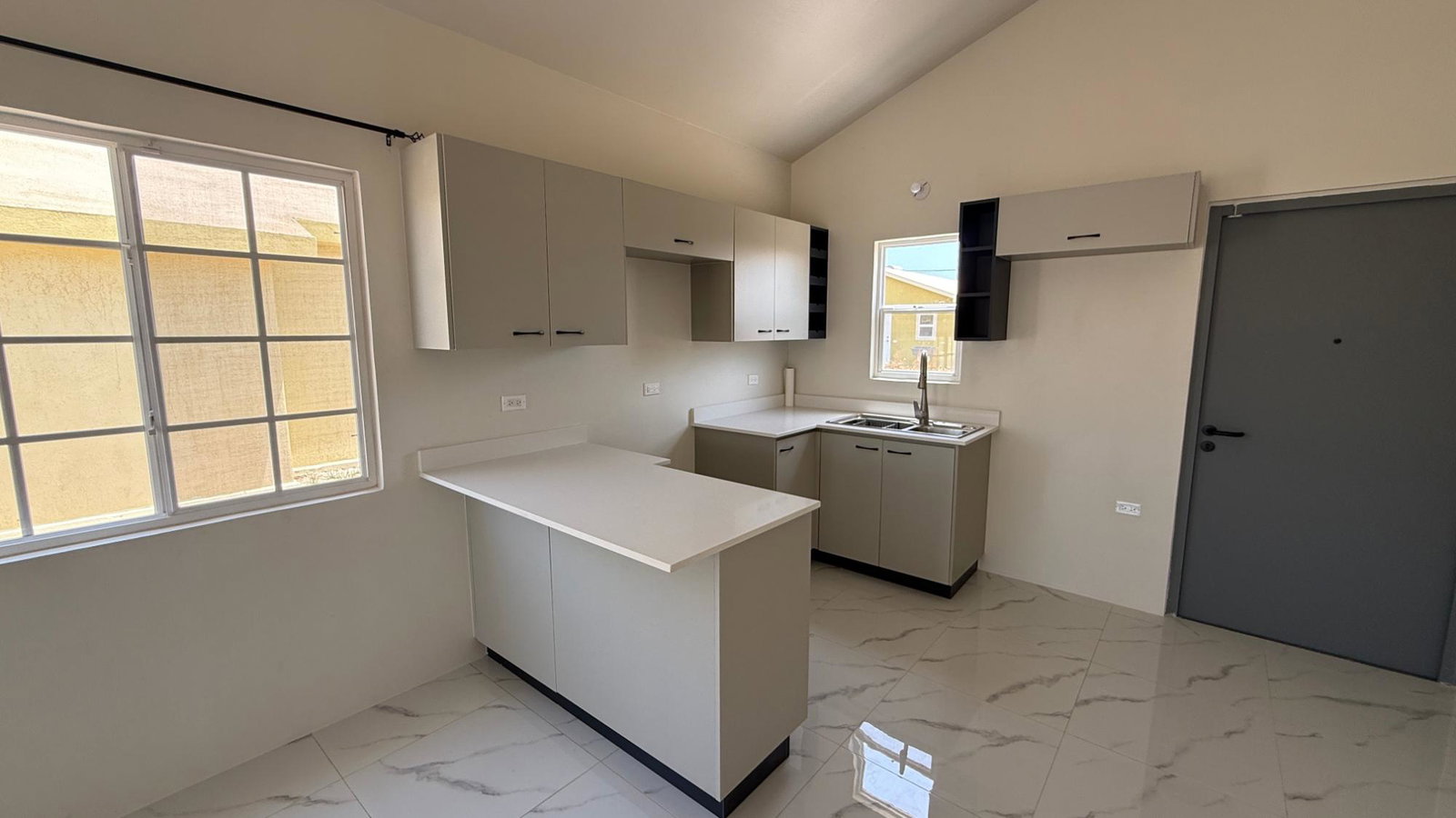 Fifteenth image of 1310 Phoenix Park Village 2 ph in Phoenix Park, St. Catherine, Jamaica - property is For Rent