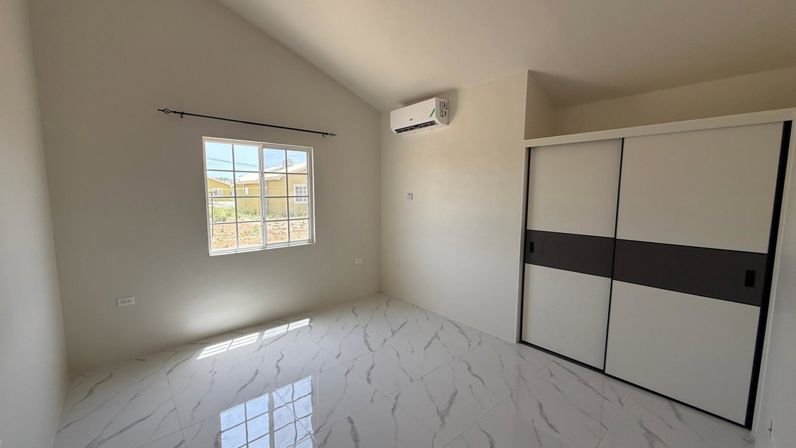 Twenty-Third image of 1310 Phoenix Park Village 2 ph in Phoenix Park, St. Catherine, Jamaica - property is For Rent