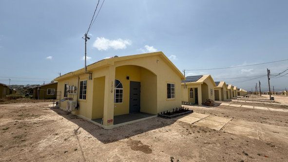Fourth image of 1310 Phoenix Park Village 2 ph in Phoenix Park, St. Catherine, Jamaica - property is For Rent