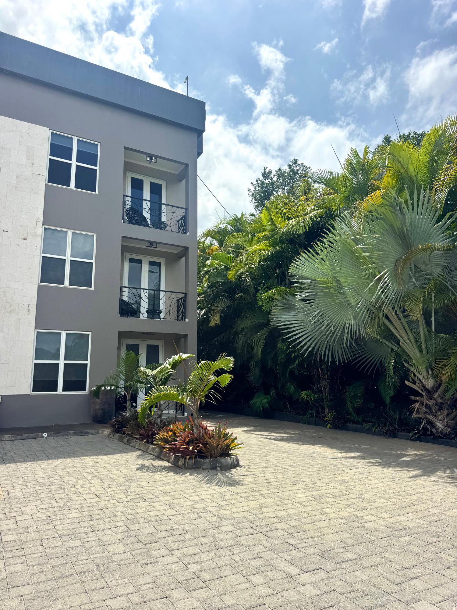 Third image of 10-238 Mannings Hill Road in KINGSTON, Kingston, Jamaica - property is For Rent
