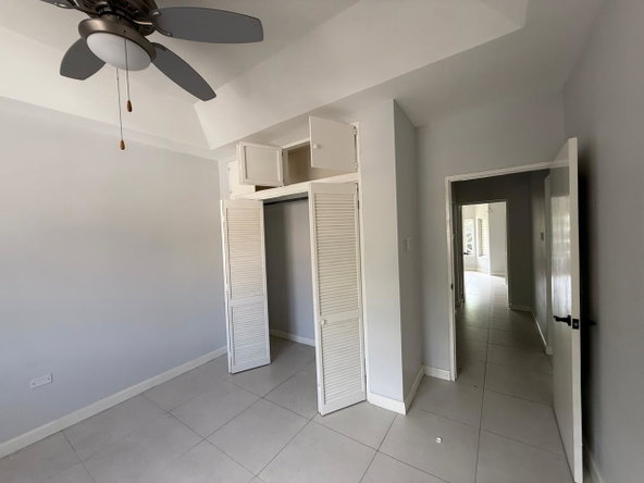 Fourteenth image of Riva Ridge in Kingston 6, St. Andrew, Jamaica - property is For Rent