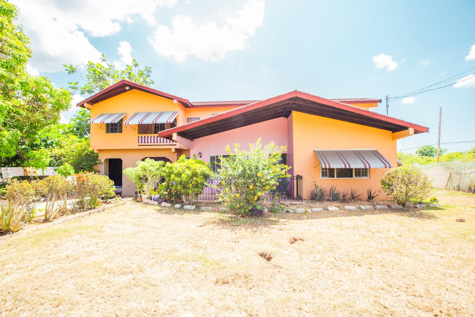 Thirteenth image of 110 Shirley Avenue in May Pen, Clarendon, Jamaica - property is For Sale