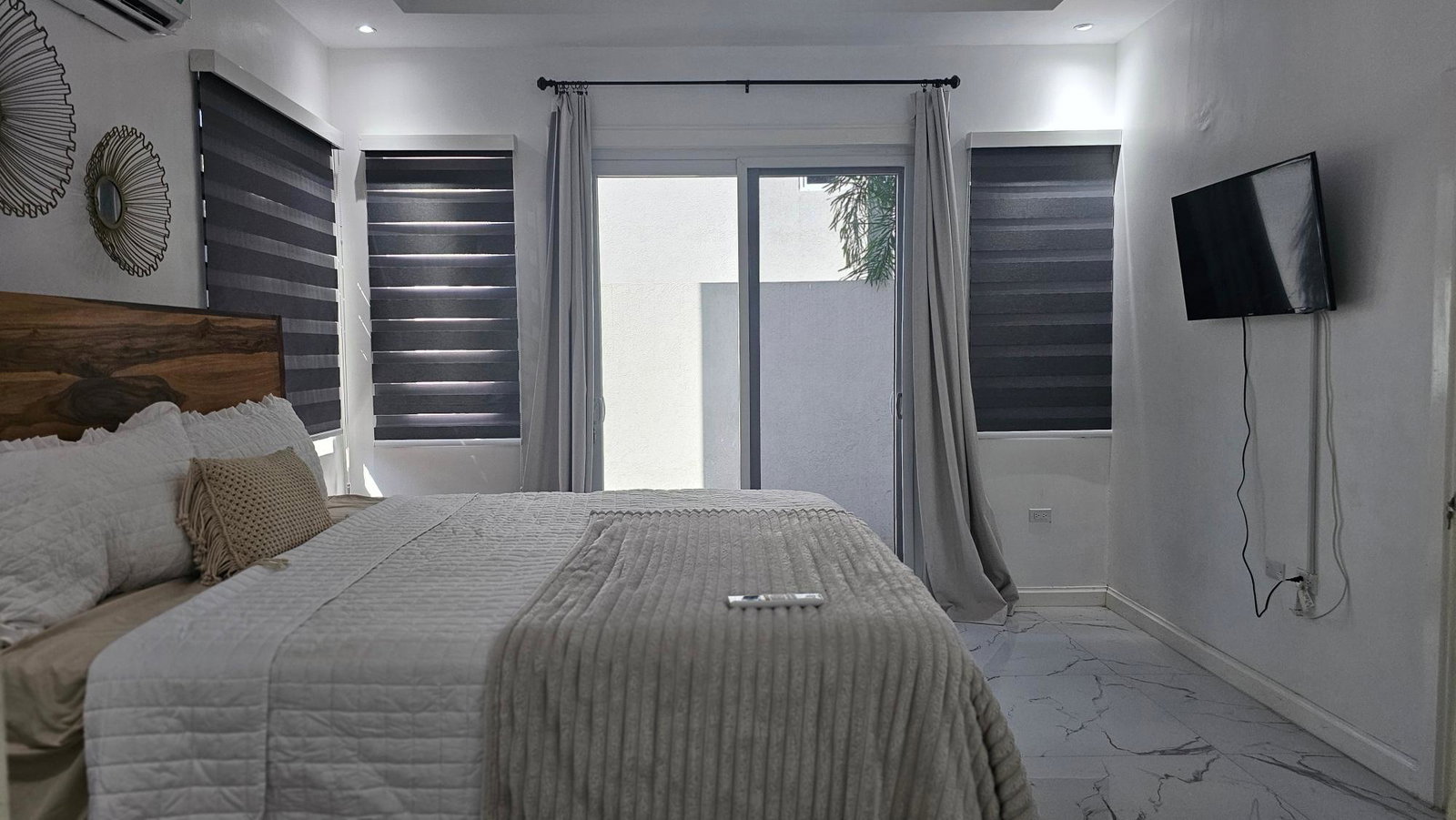 Twentieth image of 7 Halifax Avenue, Kingston in Kingston 6, St. Andrew, Jamaica - property is For Rent