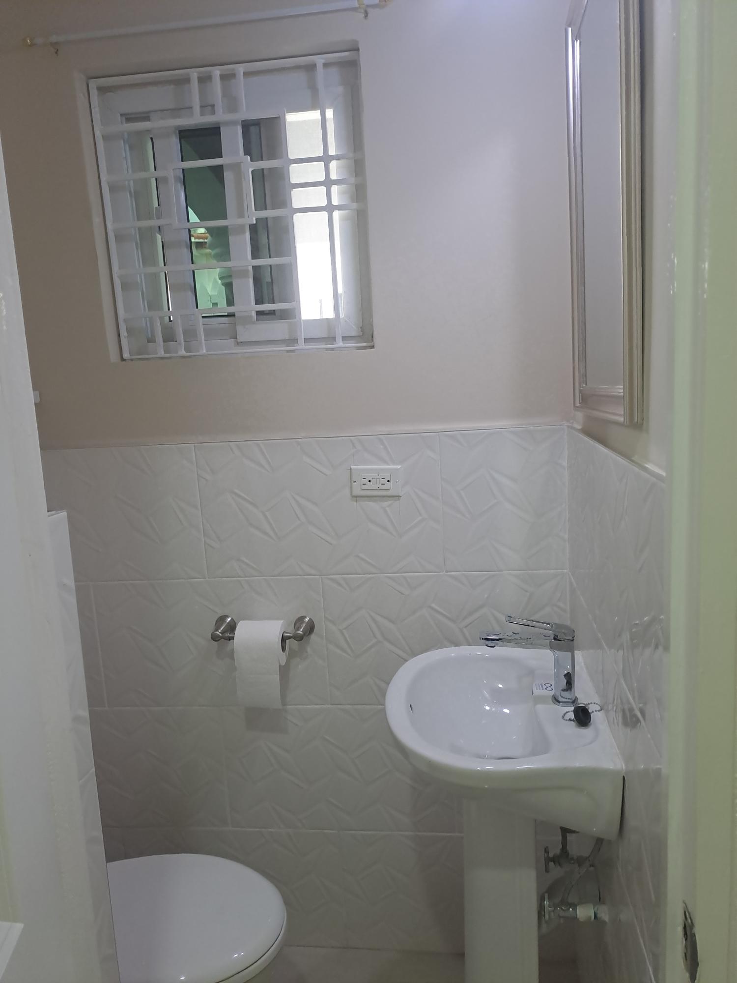 Seventeenth image of 129 Red Hills Road in Kingston 19, St. Andrew, Jamaica - property is For Rent