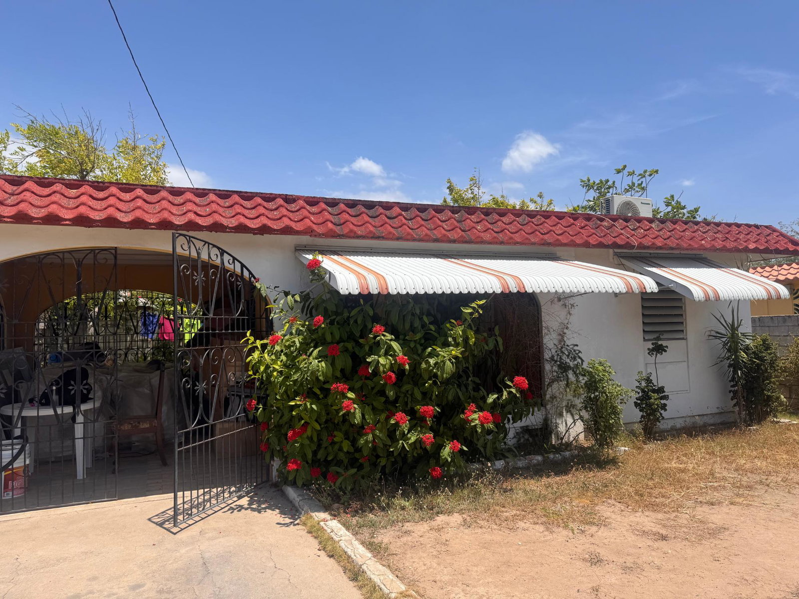 Sixth image of 13 Hastings Crescent in Bridgeport, St. Catherine, Jamaica - property is For Sale