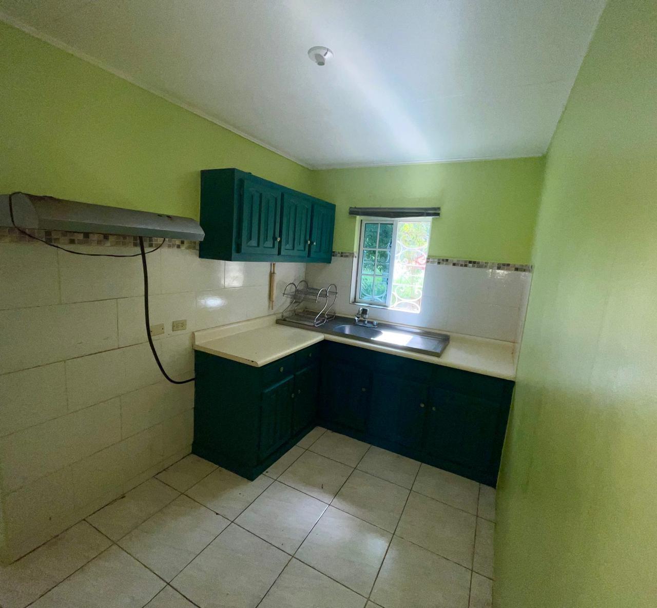 Seventh image of Burnt Ground, Santa Cruz in Burnt Ground, St. Elizabeth, Jamaica - property is For Sale