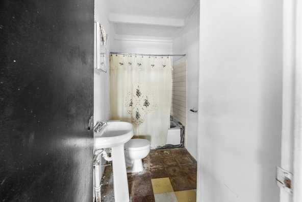 Thirteenth image of 83 Enfield Avenue in Bridgeport, St. Catherine, Jamaica - property is For Sale