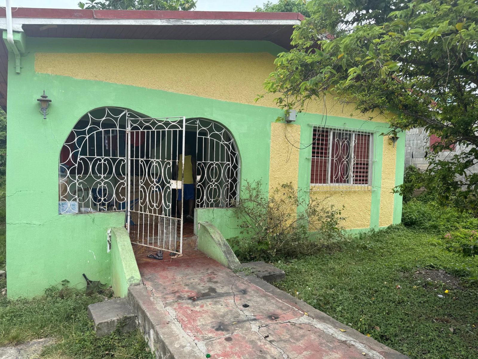 First image of Rules Pen, May Pen in May Pen, Clarendon, Jamaica - property is For Sale