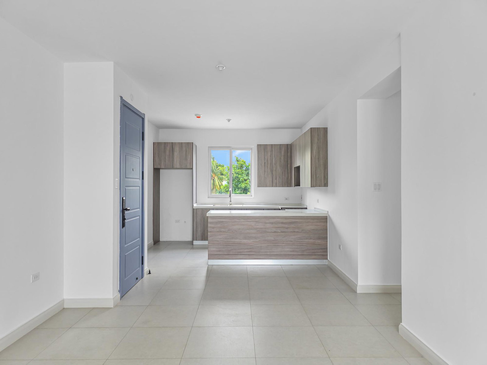 Third image of 301-44 Upper Waterloo Road in Kingston 8, St. Andrew, Jamaica - property is For Sale