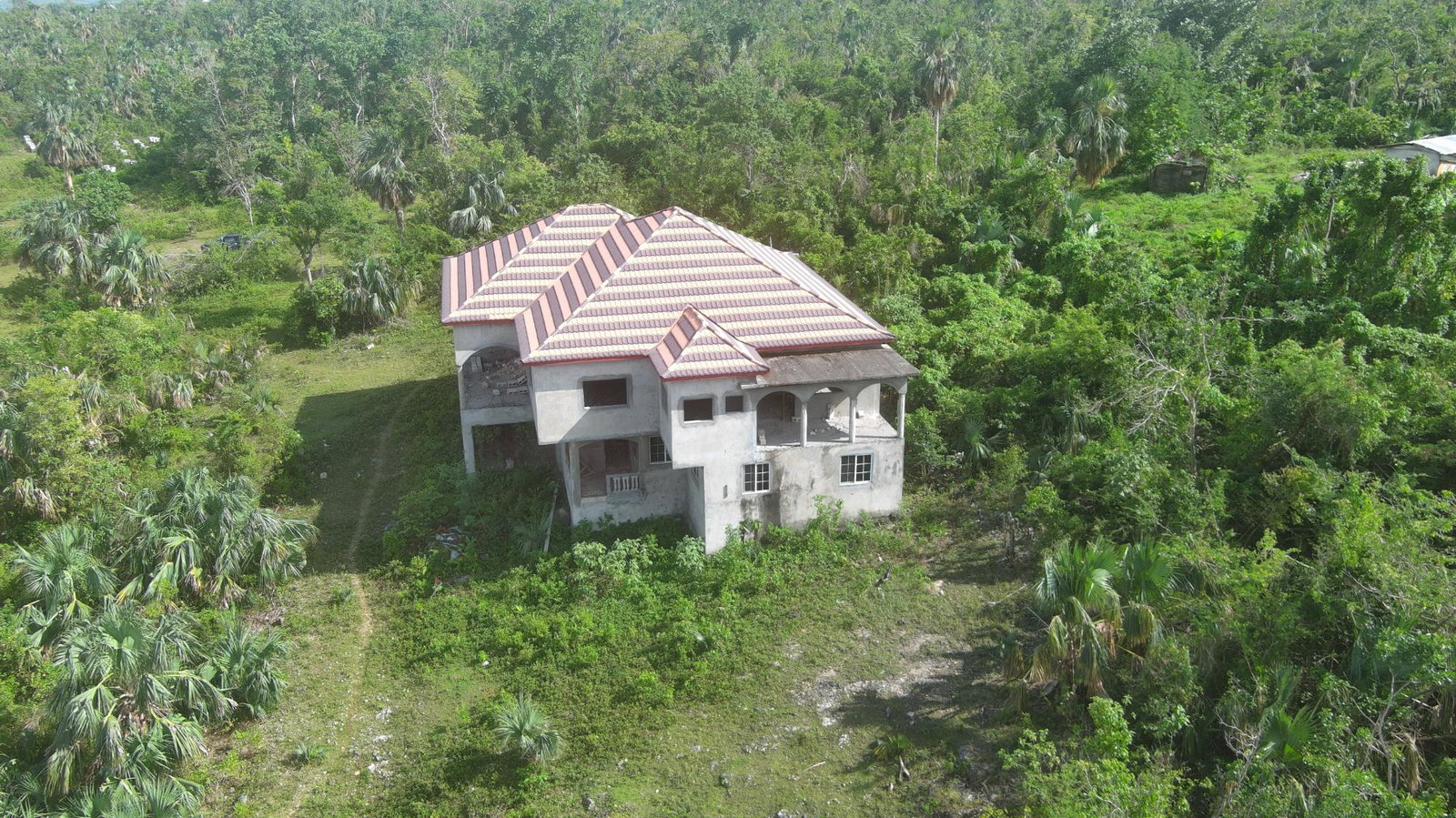 Sixteenth image of Santa Cruz Holt in Santa Cruz, St. Elizabeth, Jamaica - property is For Sale