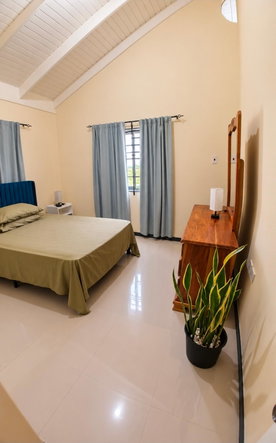 Seventh image of 170- Edmund Ridge Estate in SPOT VALLEY, St. James, Jamaica - property is For Rent