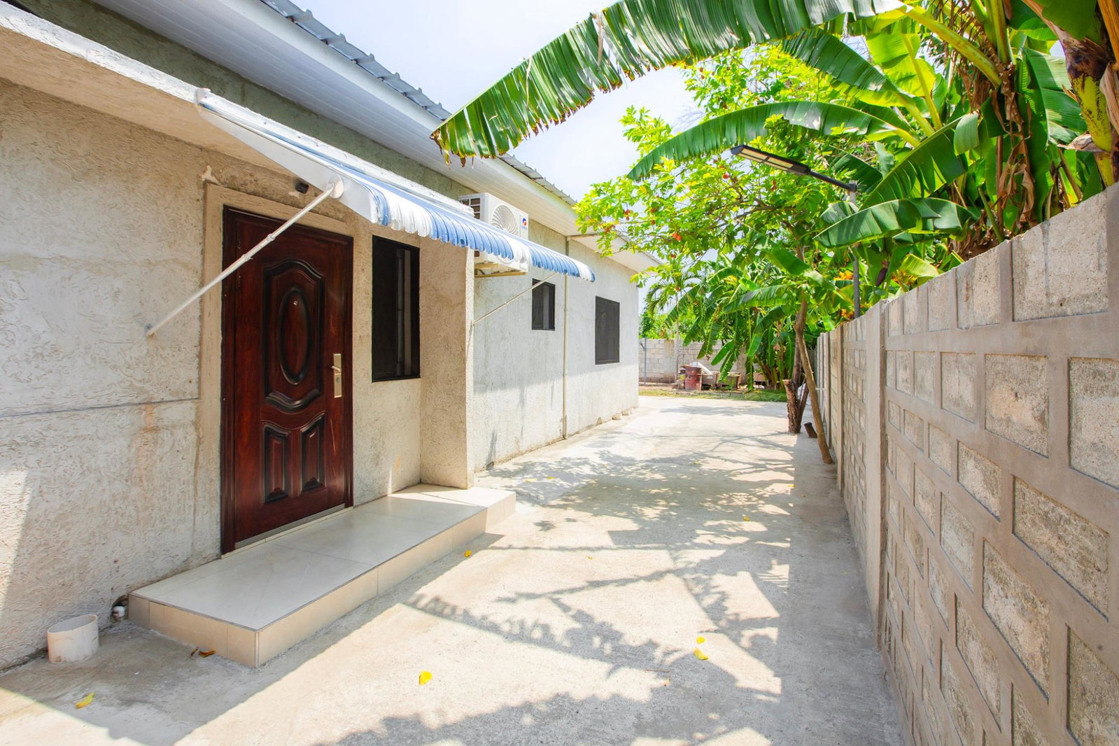 Second image of 63 Hillview Terrace in Kingston 19, St. Andrew, Jamaica - property is For Rent