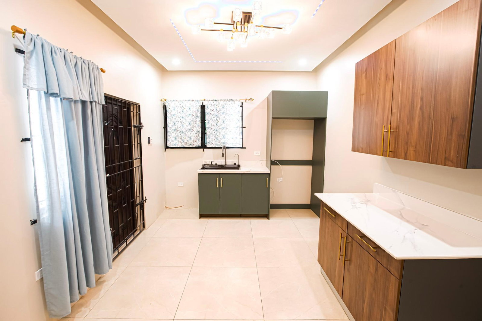 Third image of 63 Hillview Terrace in Kingston 19, St. Andrew, Jamaica - property is For Rent