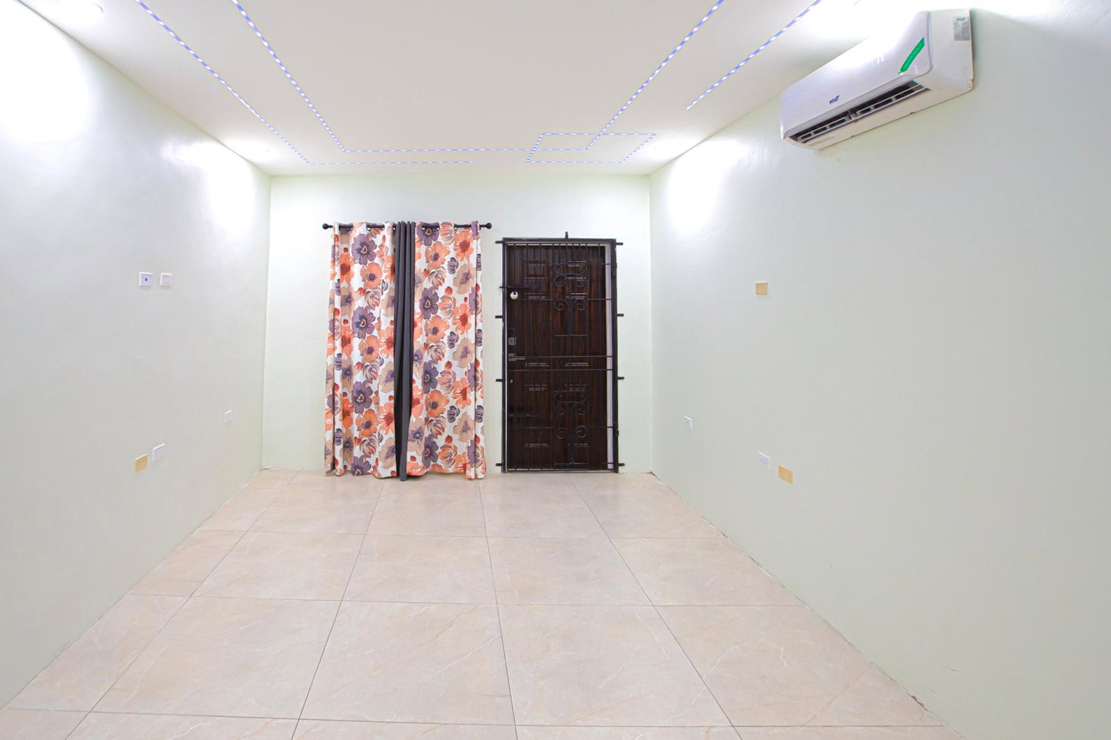 Sixth image of 63 Hillview Terrace in Kingston 19, St. Andrew, Jamaica - property is For Rent