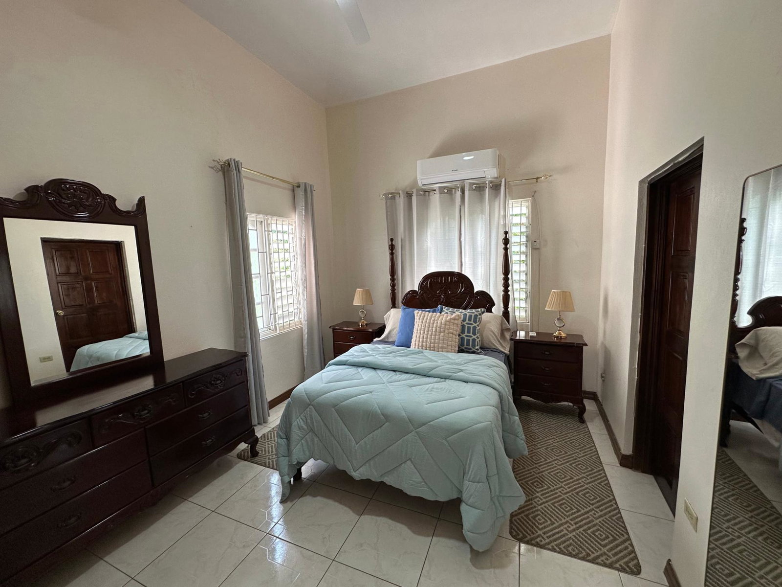 Tenth image of 14 Blythwood Drive in Kingston 6, St. Andrew, Jamaica - property is For Rent