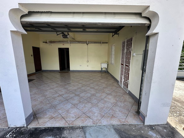 Fifteenth image of 14 Blythwood Drive in Kingston 6, St. Andrew, Jamaica - property is For Rent