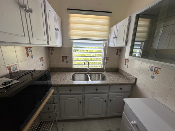 Seventh image of 14 Blythwood Drive in Kingston 6, St. Andrew, Jamaica - property is For Rent