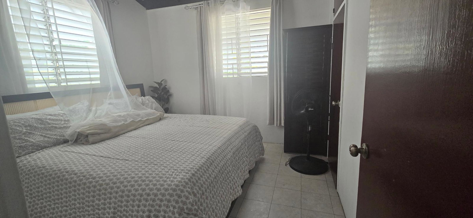 Eighth image of Andrea Close in Kingston 8, St. Andrew, Jamaica - property is For Rent