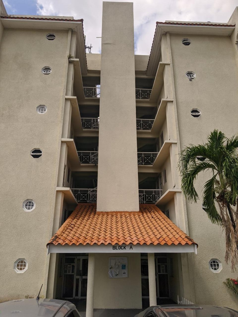 Second image of 401a-116 Constant Spring Road in Constant Spring P.O., St. Andrew, Jamaica - property is For Rent