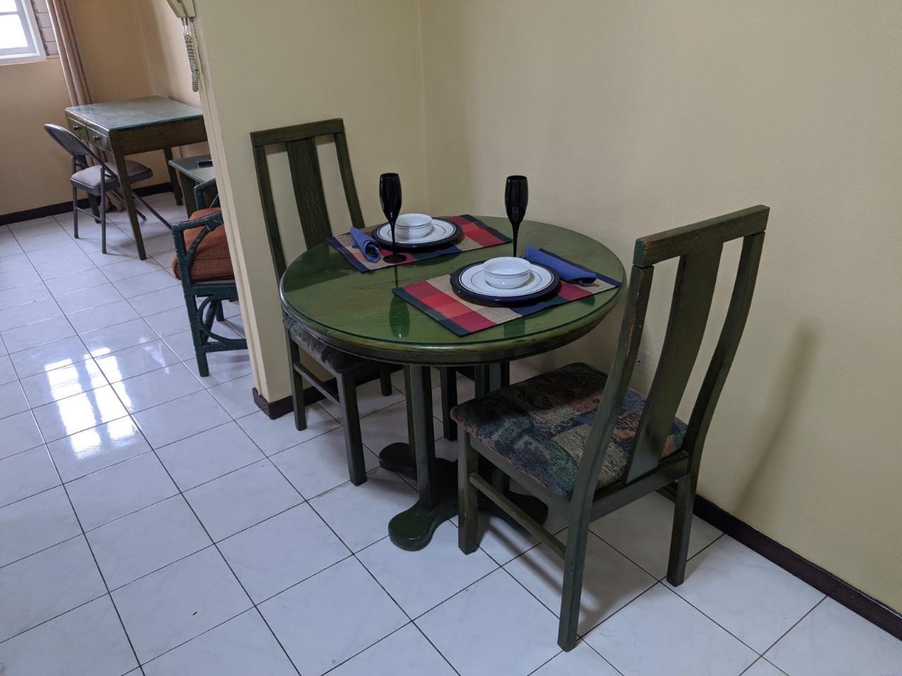 Fifth image of 401a-116 Constant Spring Road in Constant Spring P.O., St. Andrew, Jamaica - property is For Rent