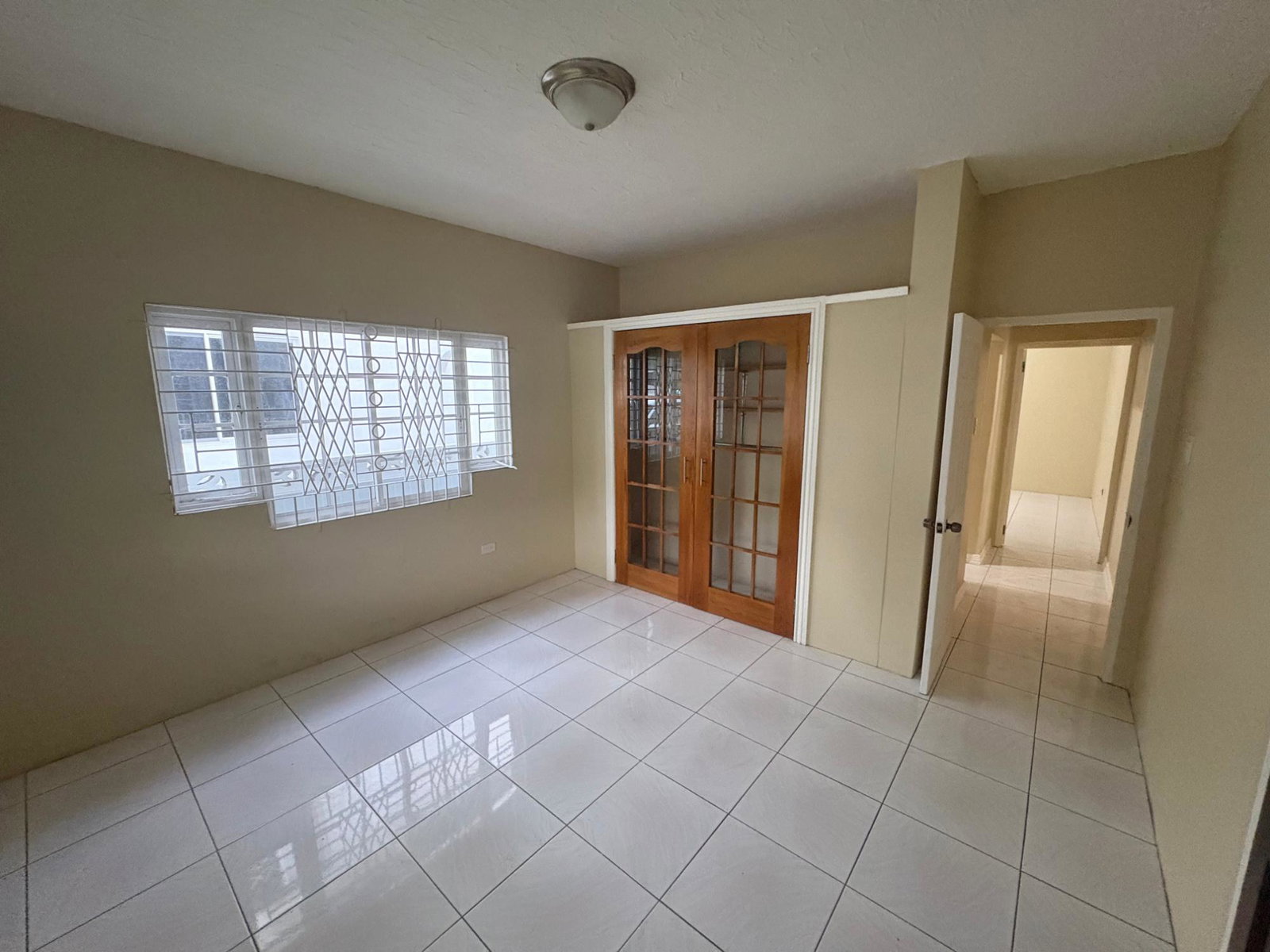 Eleventh image of 4 Candlelight Crescent in Kingston 19, St. Andrew, Jamaica - property is For Rent