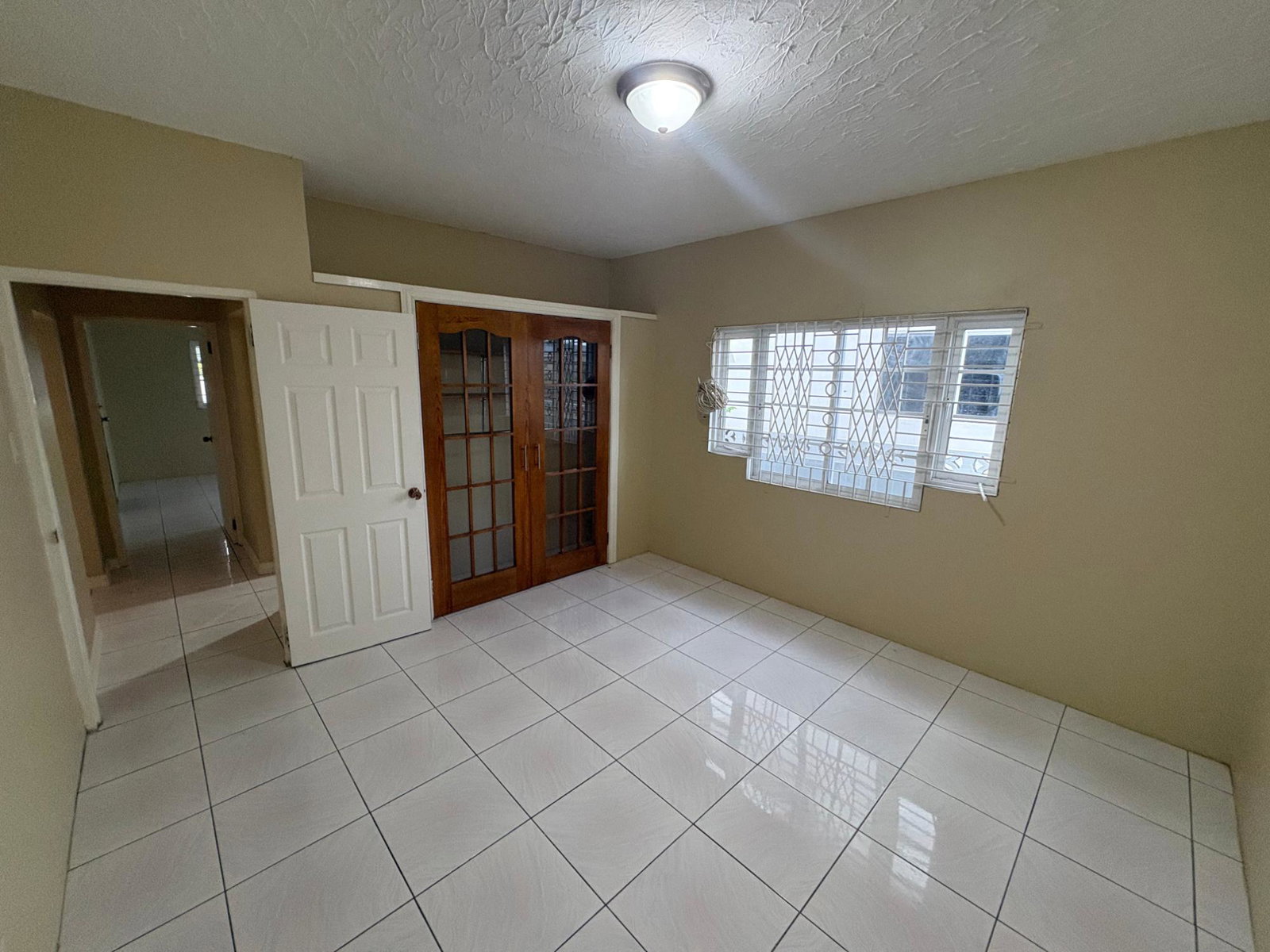 Sixteenth image of 4 Candlelight Crescent in Kingston 19, St. Andrew, Jamaica - property is For Rent