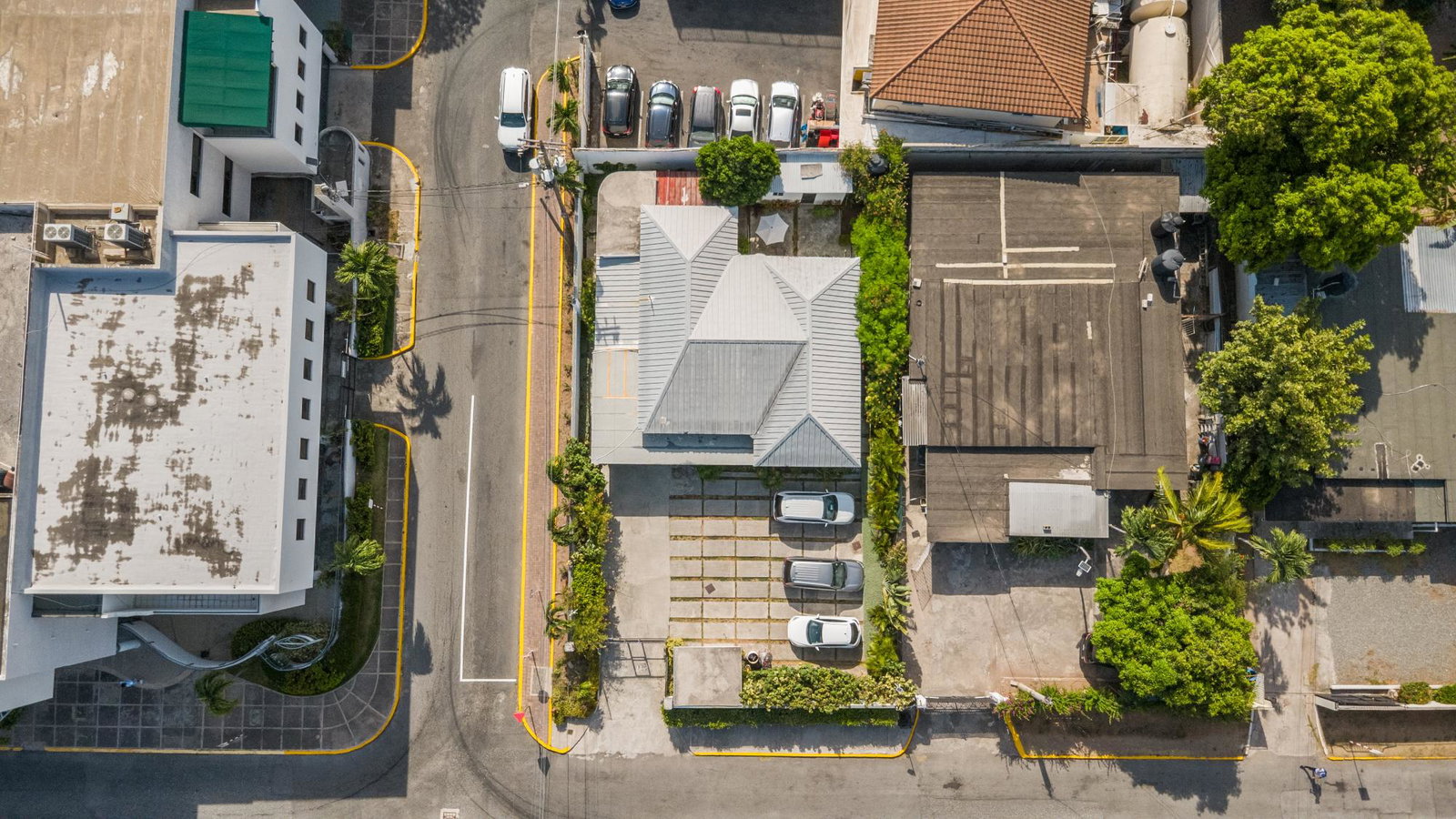 Second image of 1 Pawsey Road in Kingston 5, St. Andrew, Jamaica - property is For Rent