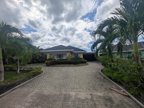 Second image of Breadfruit Avenue in Richmond, St. Ann, Jamaica - property is For Rent