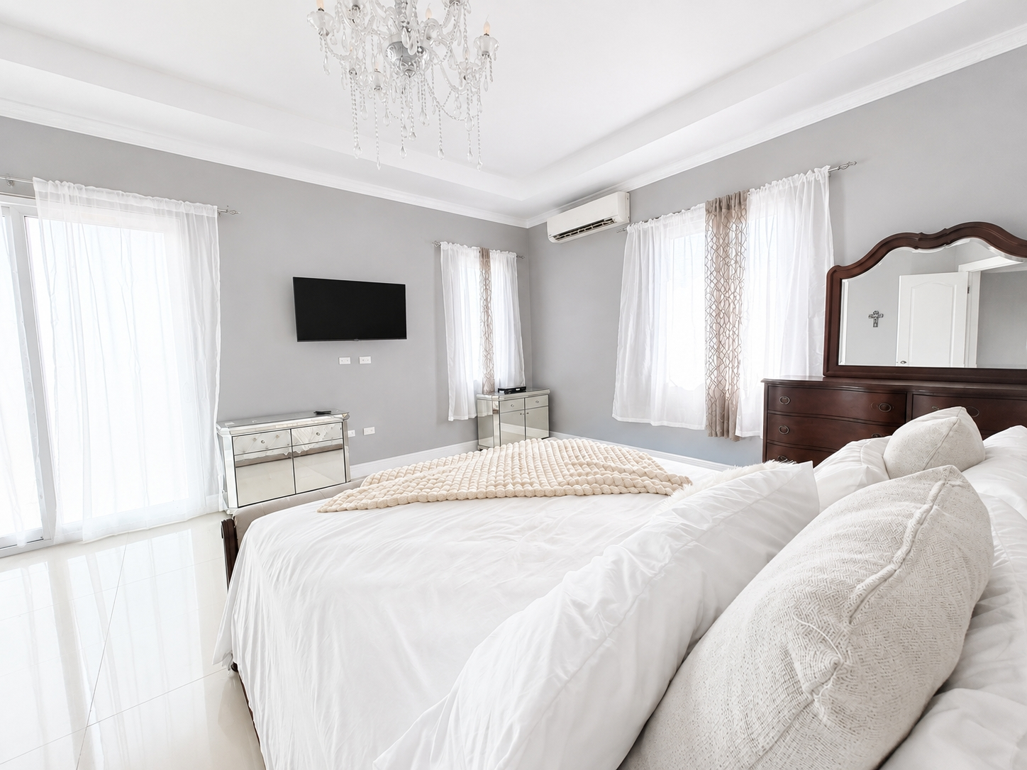 Seventh image of 16-18 Annette Crescent in Kingston 10, St. Andrew, Jamaica - property is For Rent