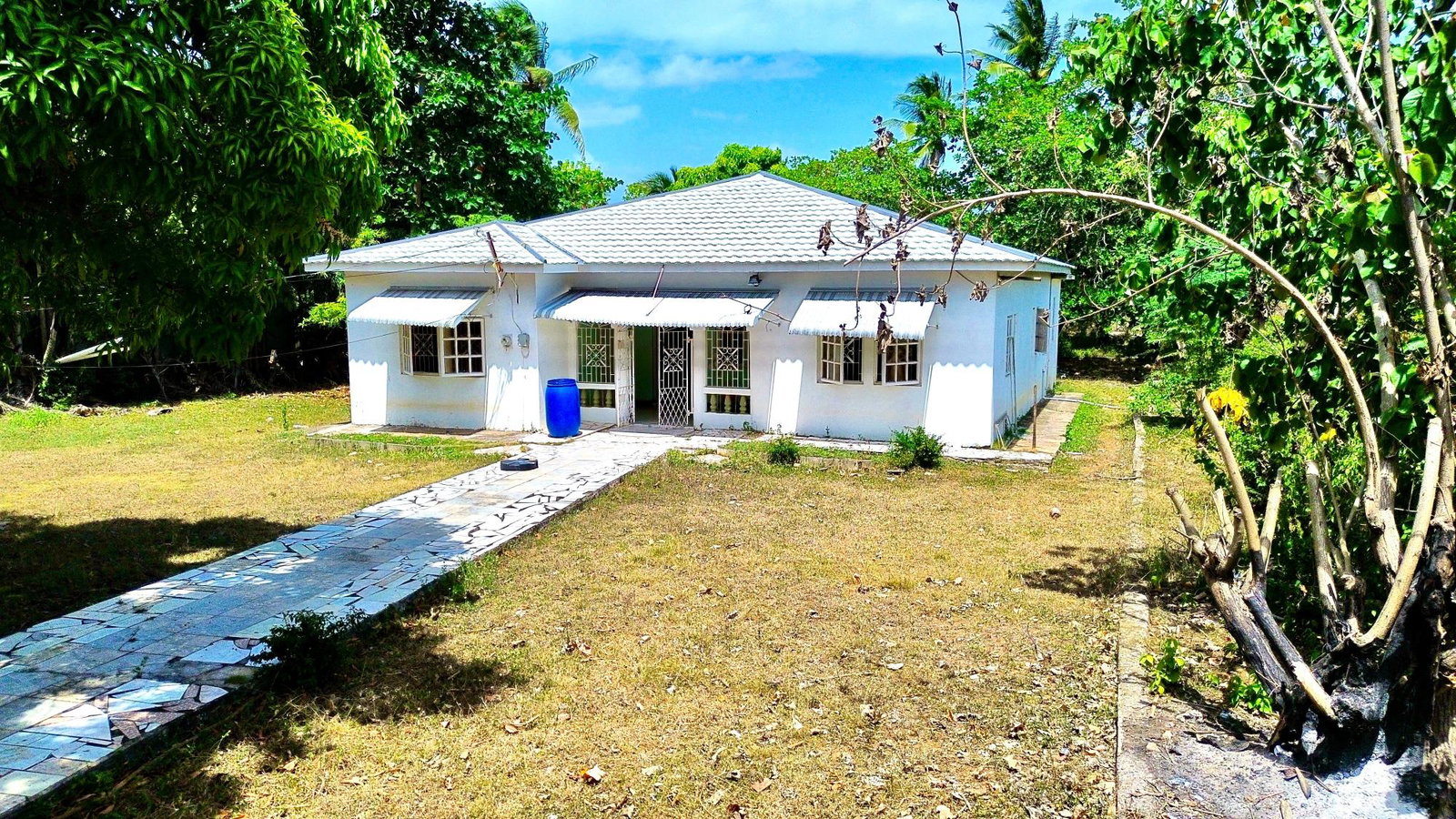 Second image of 43 Belle Plain , Osborne Sto in Osborne Store, Clarendon, Jamaica - property is For Sale