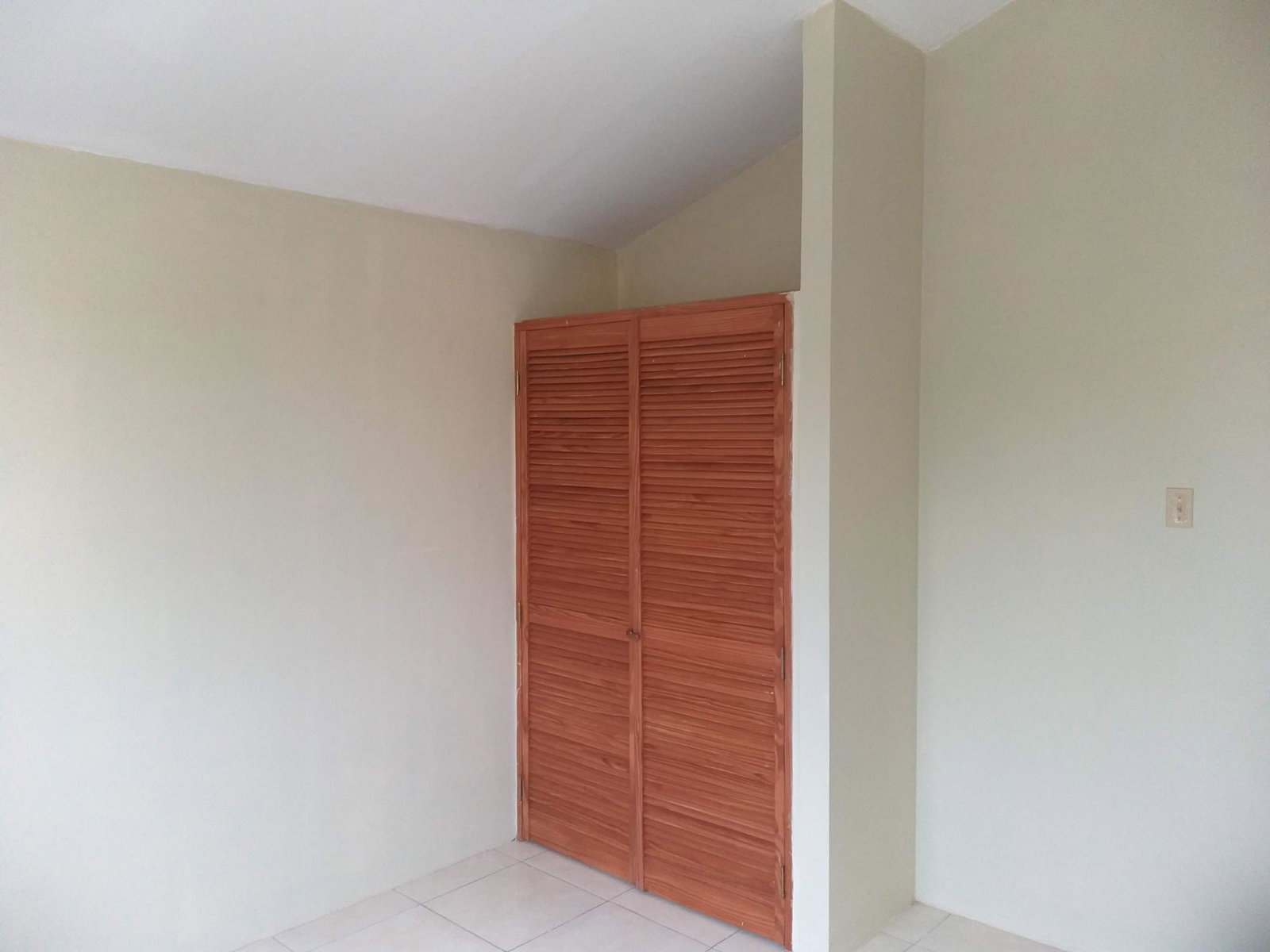 Sixth image of 888- Modelle Crescent in New Harbour Village, St. Catherine, Jamaica - property is For Rent