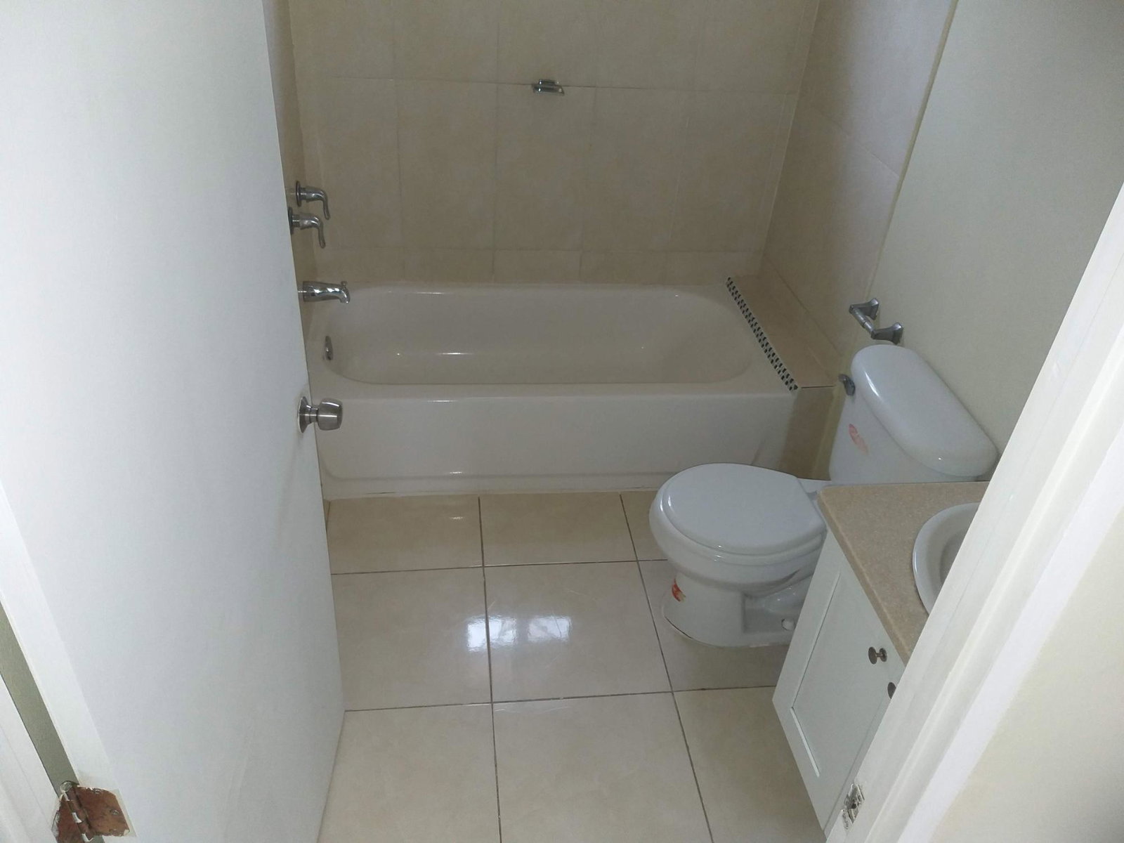 Ninth image of 888- Modelle Crescent in New Harbour Village, St. Catherine, Jamaica - property is For Rent