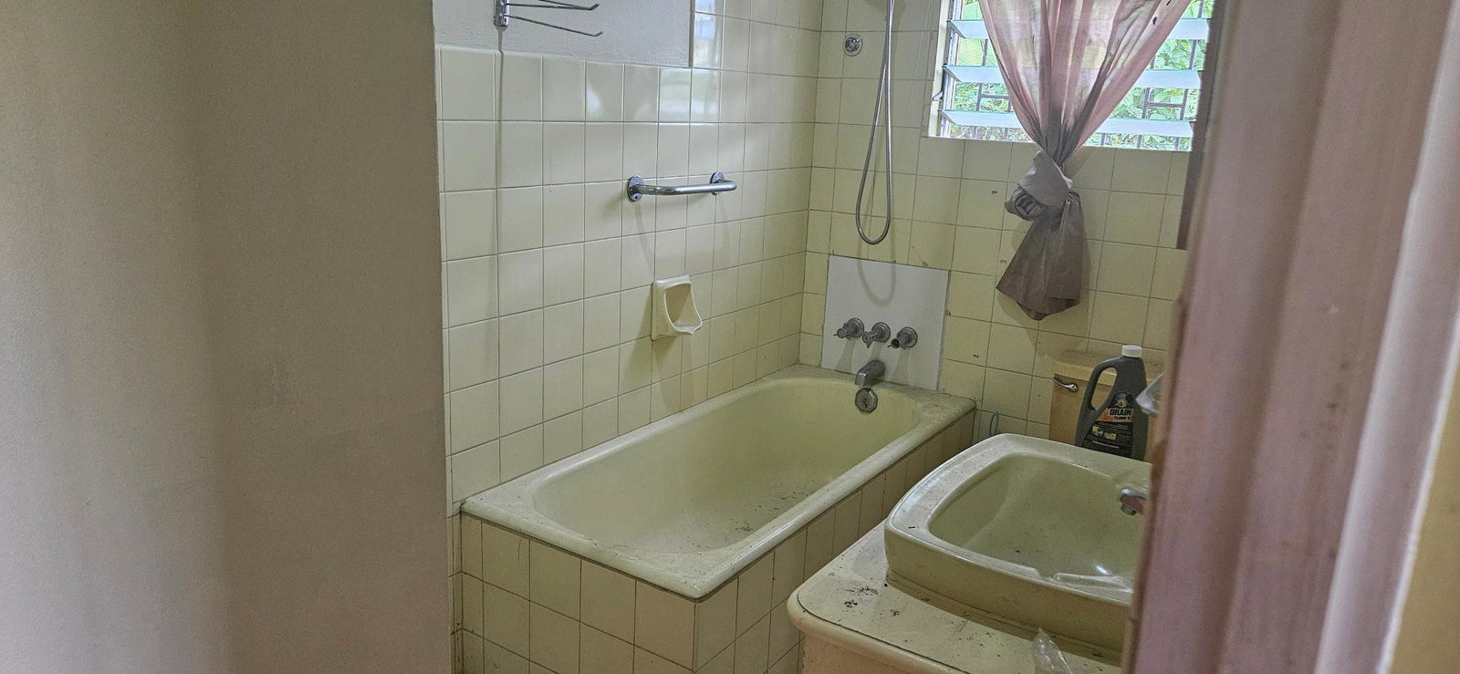 Eleventh image of Smithfield in Savanna-La-Mar, Westmoreland, Jamaica - property is For Sale