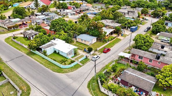 Second image of Ebony Vale Spanish Town in Spanish Town, St. Catherine, Jamaica - property is For Sale